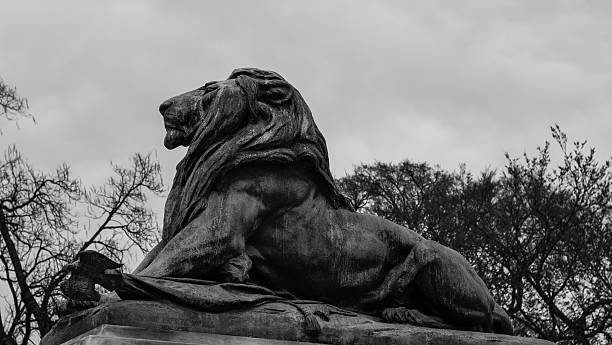 istock Civil War Memorial Lion 484716787