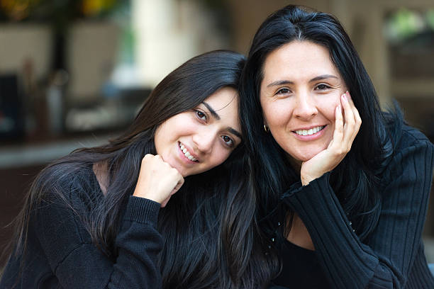 istock Hispanic Mother and Daughter 484743319