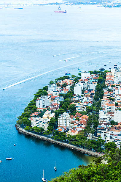 グアナバラ湾のリオデジャネイロ,ブラジル - rio de janeiro guanabara bay residential structure urca ストックフォトと画像