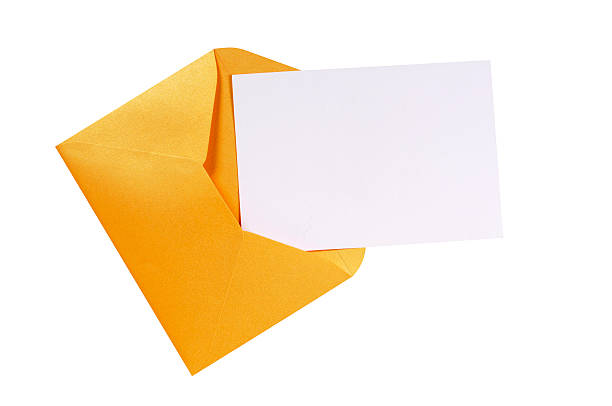 manila brązowy koperty z pusty list karty - opening mail envelope greeting card zdjęcia i obrazy z banku zdjęć