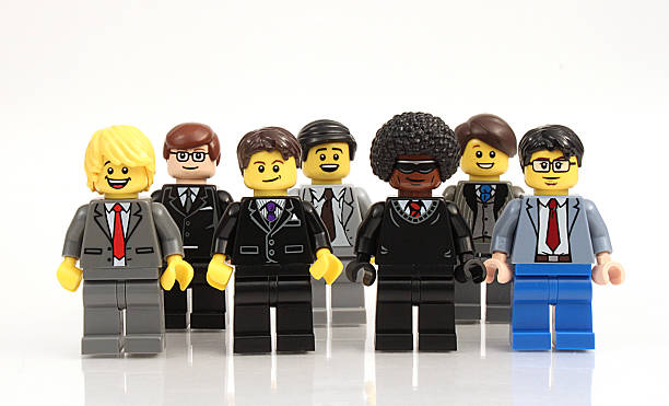 lego-мужчин - figurine small people businessman стоковые фото и изображения