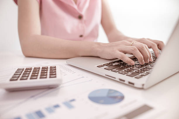 istock business woman working at office 484875016