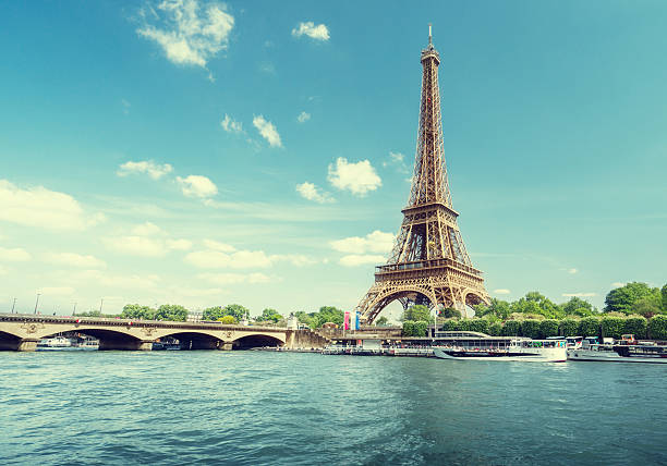 istock Seine in Paris with Eiffel tower in morning time 484888054