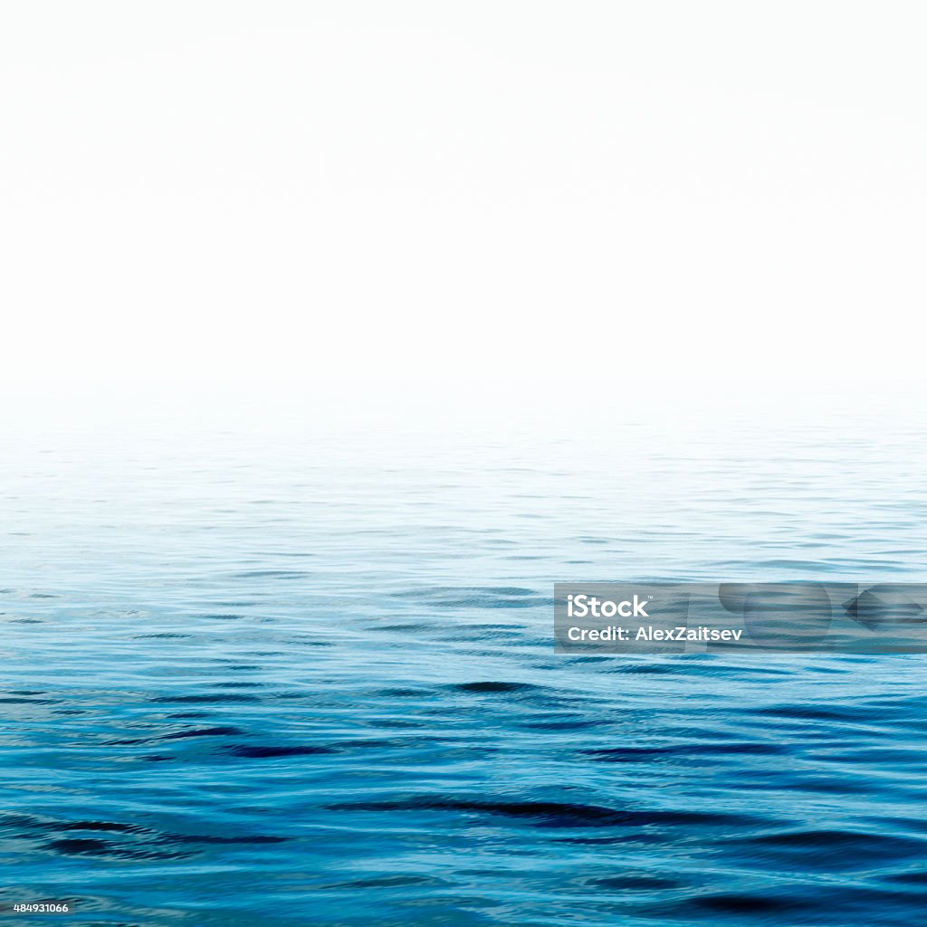 surface de l'eau de mer bleue - Photo de Mer libre de droits