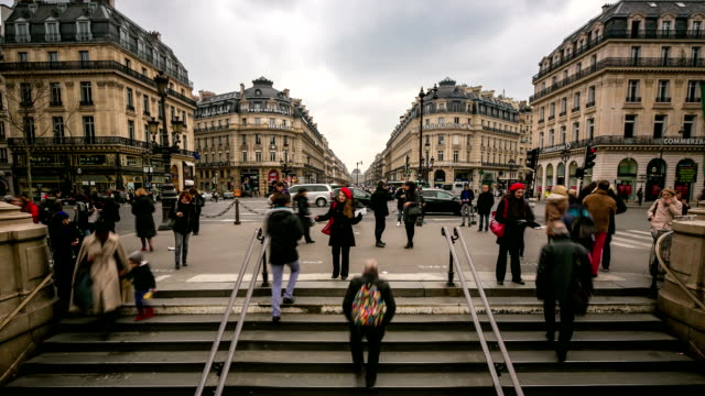 HD time-lapse: Crowded Pedestrian at Opera Paris