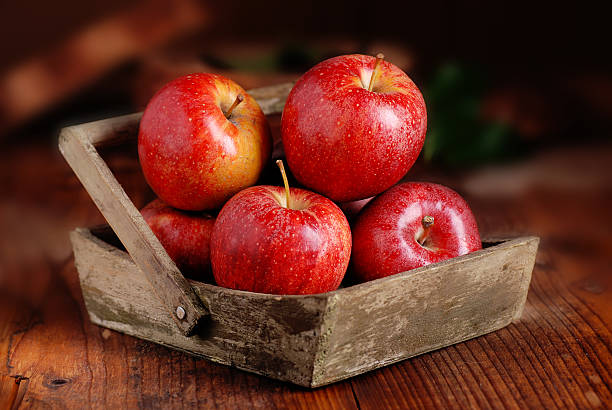 istock pile of red apples 484952487