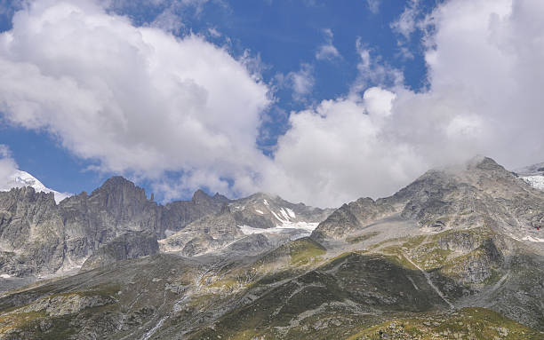 istock Mont Blanc in Aosta Valley 484958532