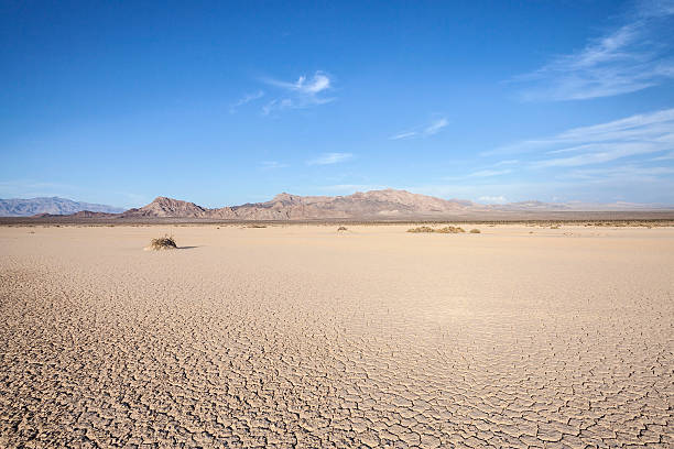 istock Dry Lake Death Valley 484993284