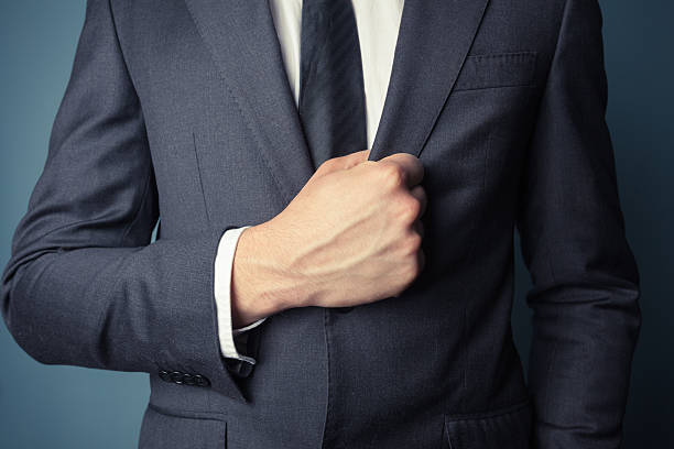 istock Businessman grabbing his jacket 485018731