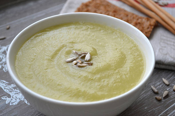 istock Green vegetables soup puree 485019881