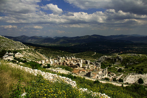 istock Acropolis Of Pergamnom 485045720