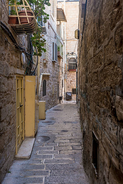 istock The narrow streets of old Jerusalem. 485050716