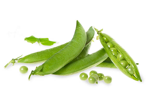 istock Peas in pods close up 485083274