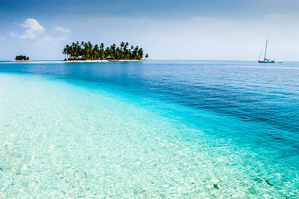 istock Isla Diablo, San Blas archipelago, Panama 485097484
