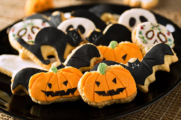 istock Halloween homemade gingerbread cookies 485106662