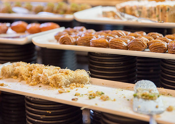 de postre - gourmet wedding food baklava fotografías e imágenes de stock