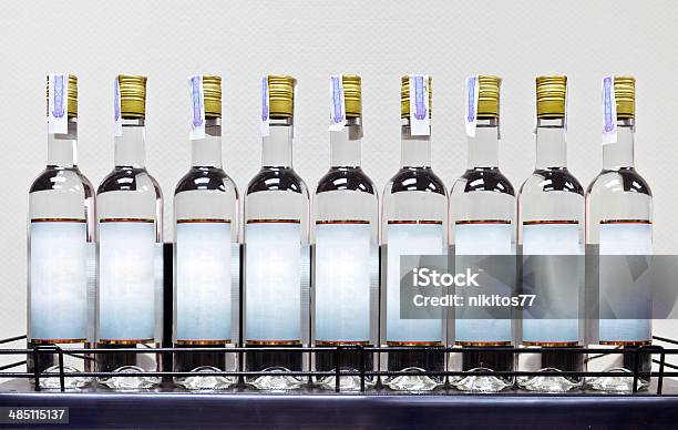 White Rum On The Shelf Stockfoto en meer beelden van Alcohol - Alcohol, Bedrijfsleven, Bedrijven financiën en industrie