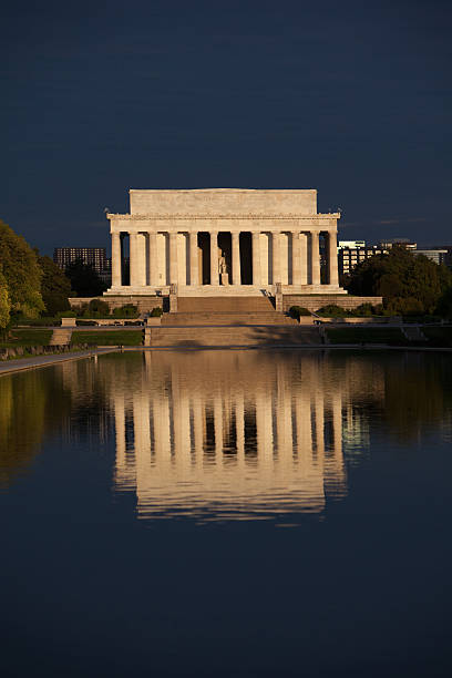 istock Abraham Lincoln Memorial at dawn in Washington DC 485119244