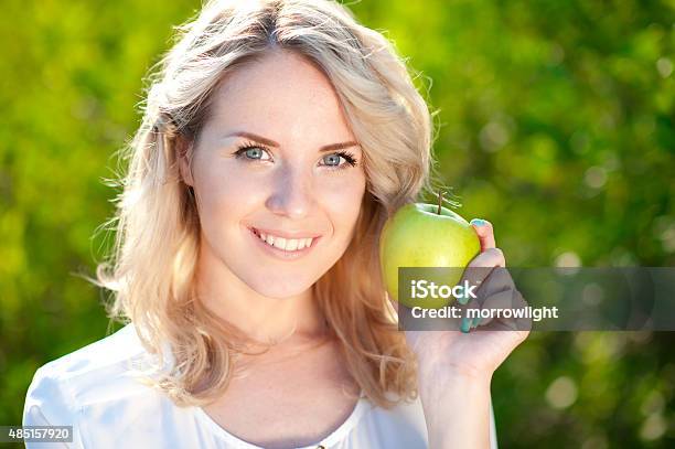 Gesunder Lifestyle Stockfoto und mehr Bilder von 2015 - 2015, Abnehmen, Apfel