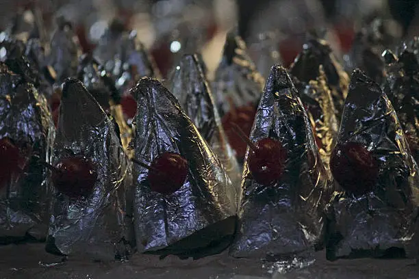 Photo of Betel Quid, Gulkand in betel leaves, Paan preparations