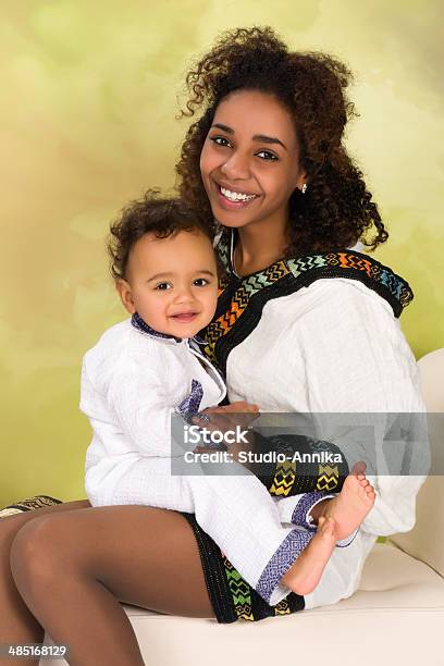 エチオピアの母親と赤ちゃん - エチオピア人のストックフォトや画像を多数ご用意 - エチオピア人, 家族, アフリカ文化