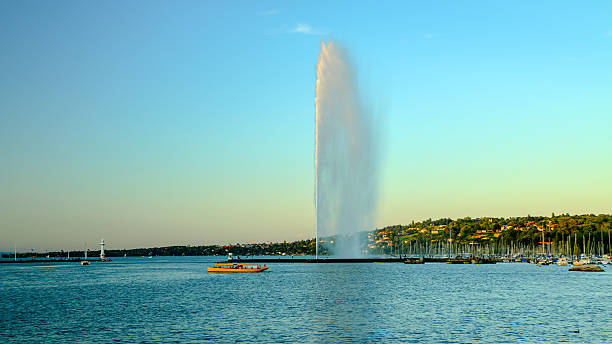 istock Jet D'eau and the Rive gauche waterfront Geneva, Switzer 485190222