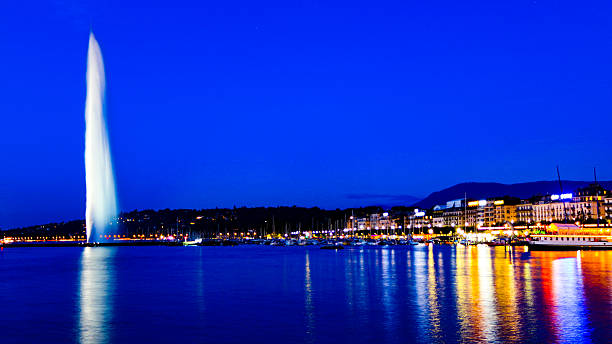 istock Jet d'eau in Geneva, Switzerland at night 485193840