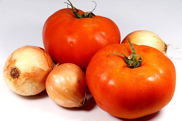 tomaten und zwiebeln - essen und imagens e fotografias de stock