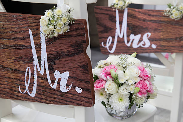 istock Vintage wedding with text MR and MRS 485232528