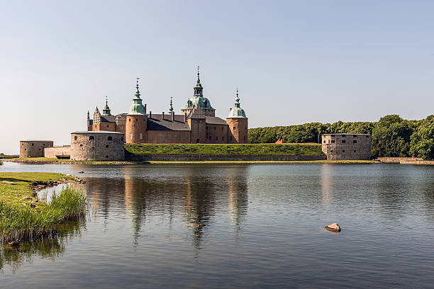 castello di kalmar - kalmar foto e immagini stock