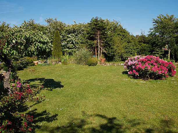 istock Attractive English style formal garden 485238952