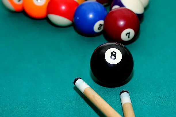 8 ball table with cue