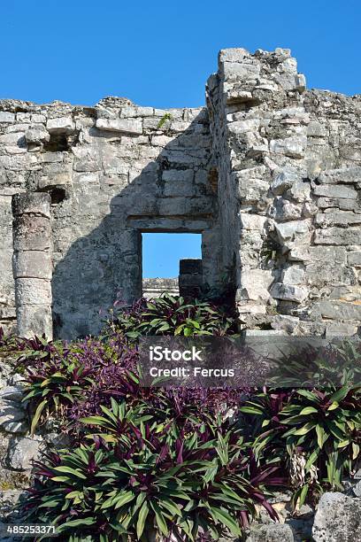 Tulum Foto de stock y más banco de imágenes de Antiguo - Antiguo, Azul, Caribe