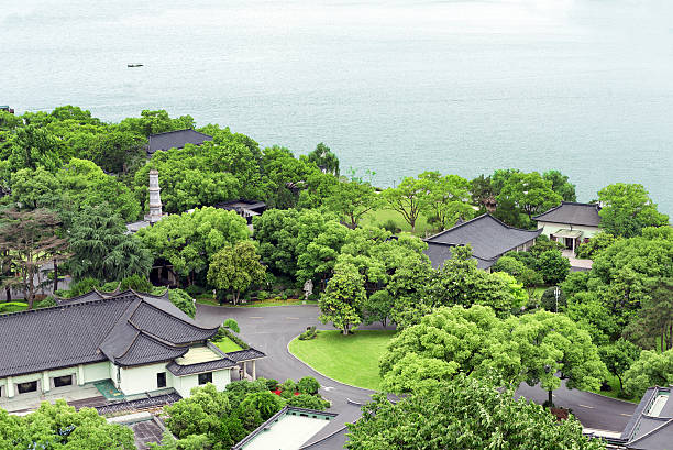 istock China Hangzhou West Lake 485265222
