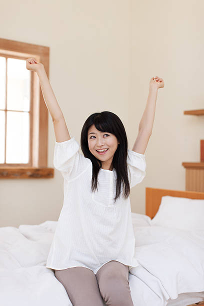 istock Young woman to the bed growth. 485293229