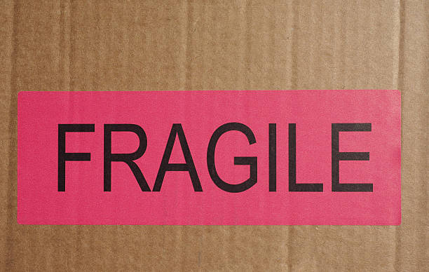 istock Pink Fragile sign 485299058