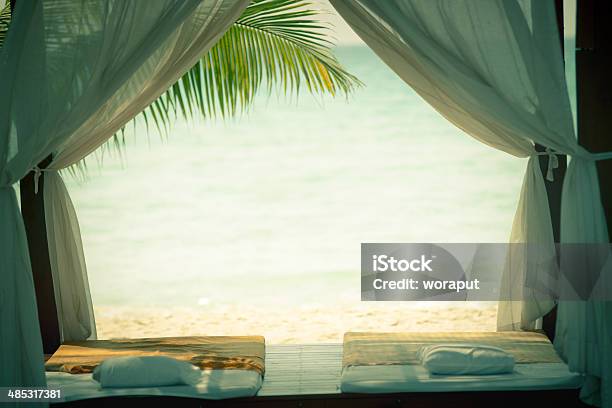 Beach Spa Stockfoto und mehr Bilder von Massieren - Massieren, Wellness und Schönheitsbehandlung, Thailand