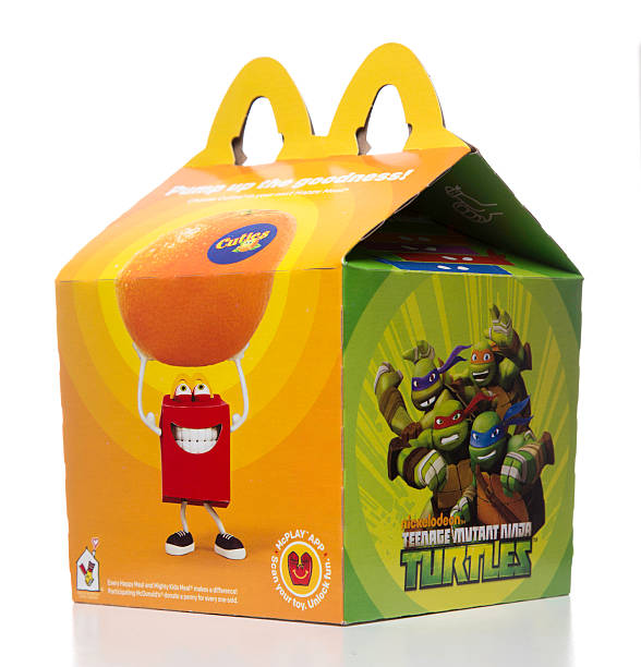 mcdonalds happy meal box with ninja turtles promo - happy meal stockfoto's en -beelden
