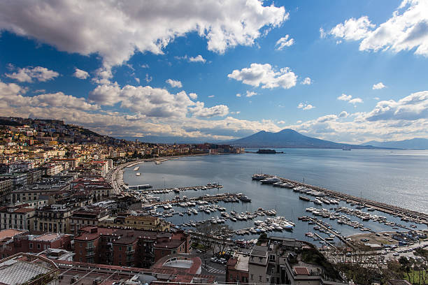 istock Gulf of Naples 485328952