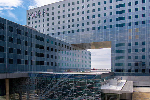 vista de la fachada de la nueva incorporación al parque memorial hospital - john f kennedy center fotografías e imágenes de stock