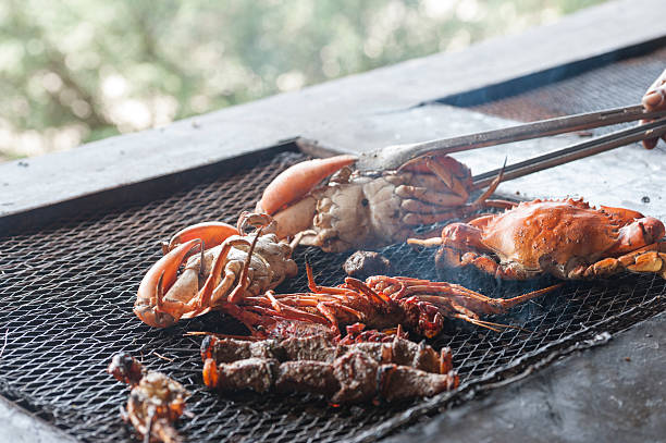 istock prepared crab and lobster 485338925