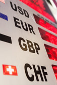board-mit-fixierbaren-w%C3%A4hrungen.jpg