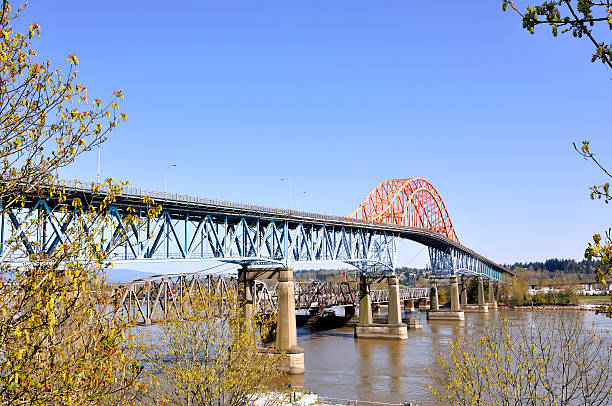 istock Spring View of Pattullo Bridge 485347728