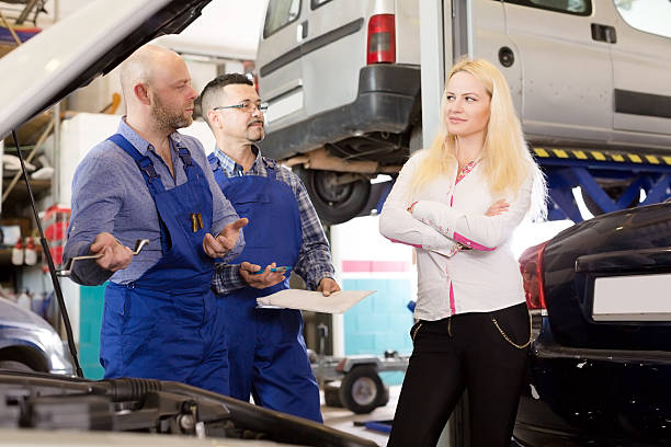 istock Worried girl talking with specialists 485358790