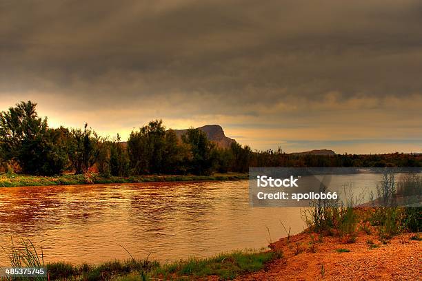 Tempestade No Deserto Aproximar - Fotografias de stock e mais imagens de Amarelo - Amarelo, Ao Ar Livre, Castanho