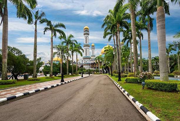 istock Jame'Asr Hassanal Bolkiah Mosque, Brunei 485384402