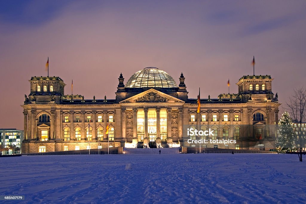 berlin reichstag christmas snow - Royalty-free Berlijn Stockfoto