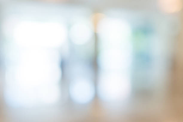 istock Store, shopping mall abstract defocused blurred background 485412704
