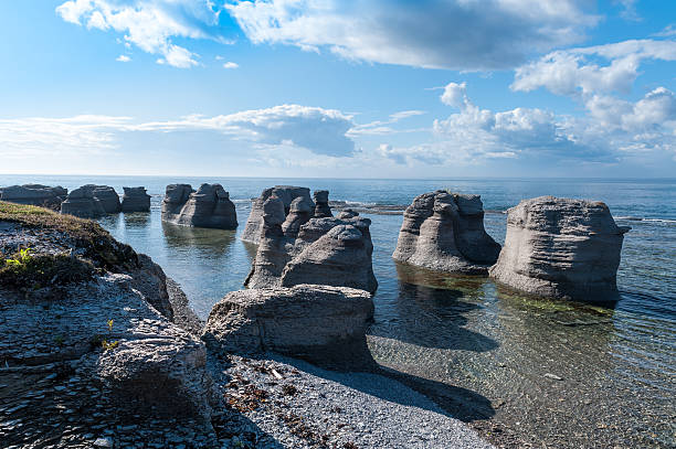 Mingan Monoliths Monoliths of Mingan Archipelago National Park Reserve of Canada north quebec stock pictures, royalty-free photos & images