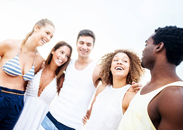 istock Happy group of friends 485449999